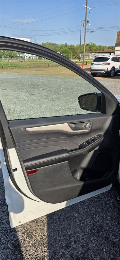 2022 Ford Escape SE - Photo 12