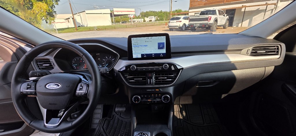 2022 Ford Escape SE - Photo 16