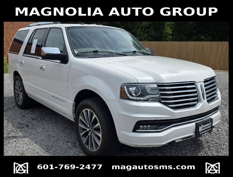 2017 Lincoln Navigator Select's photo