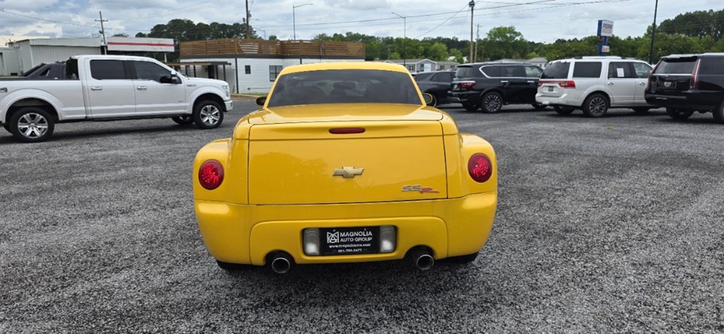 2004 Chevrolet SSR LS - Photo 7