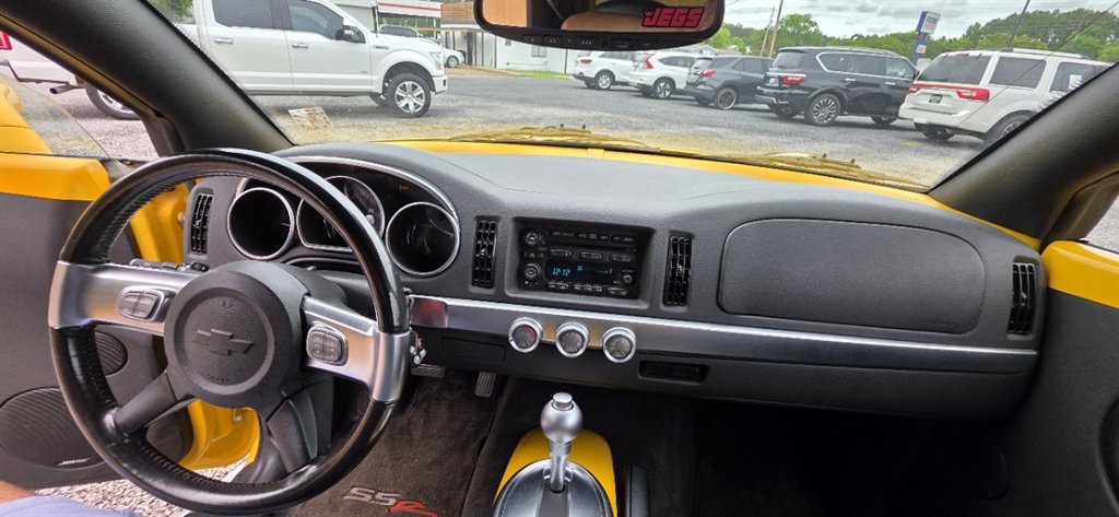 2004 Chevrolet SSR LS - Photo 15