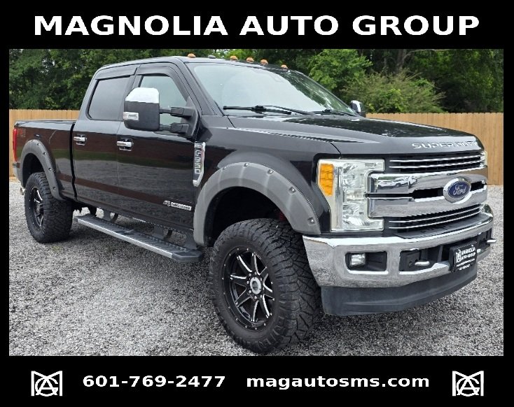 2017 Ford F-250 Lariat 4x4 Crew Cab 8' Box's photo